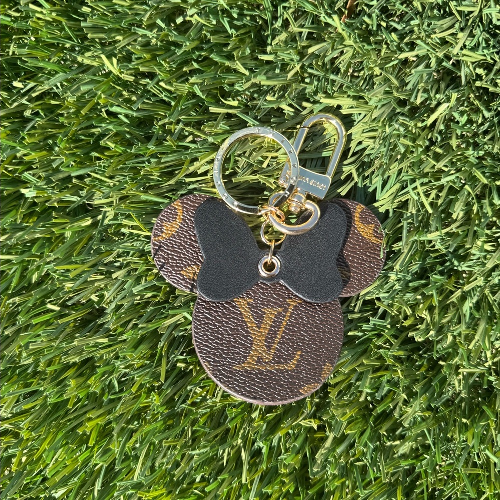 Luxury Minnie Mouse Keychain